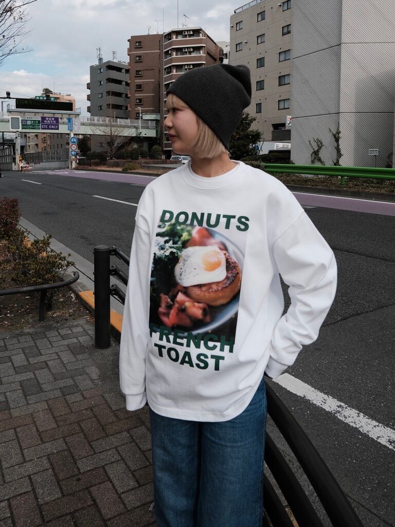 DONUT FRENCH TOAST Tシャツ BLACK