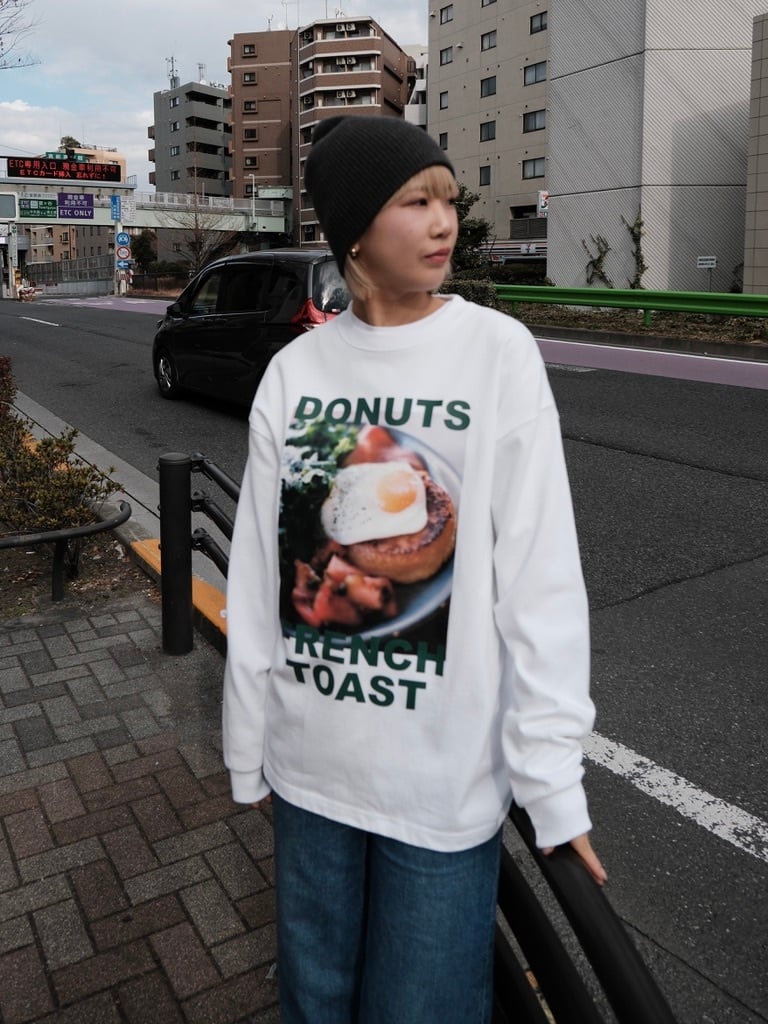 DONUT FRENCH TOAST Tシャツ BLACK