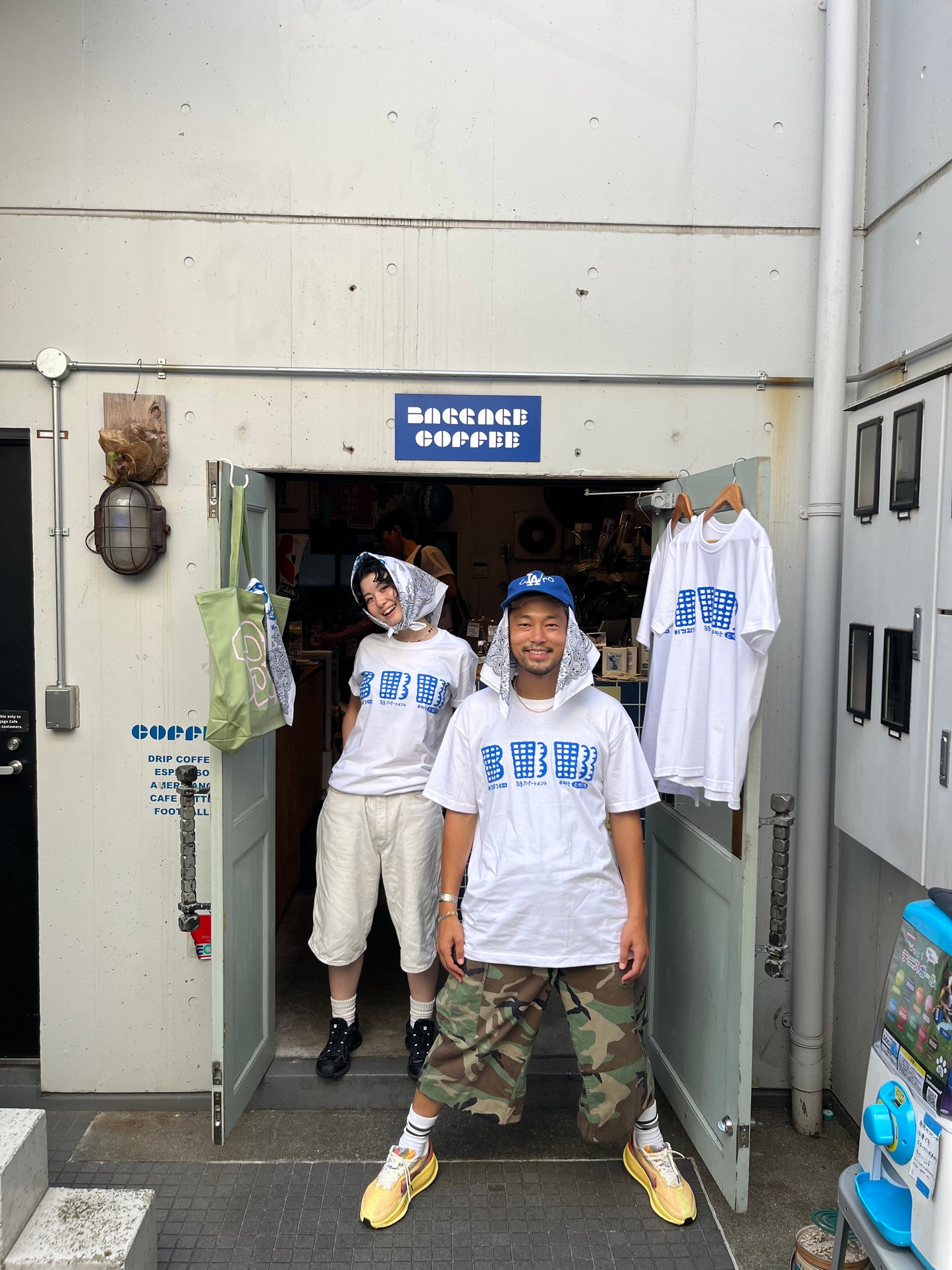 BAGGAGE × 33apartment　Tシャツ