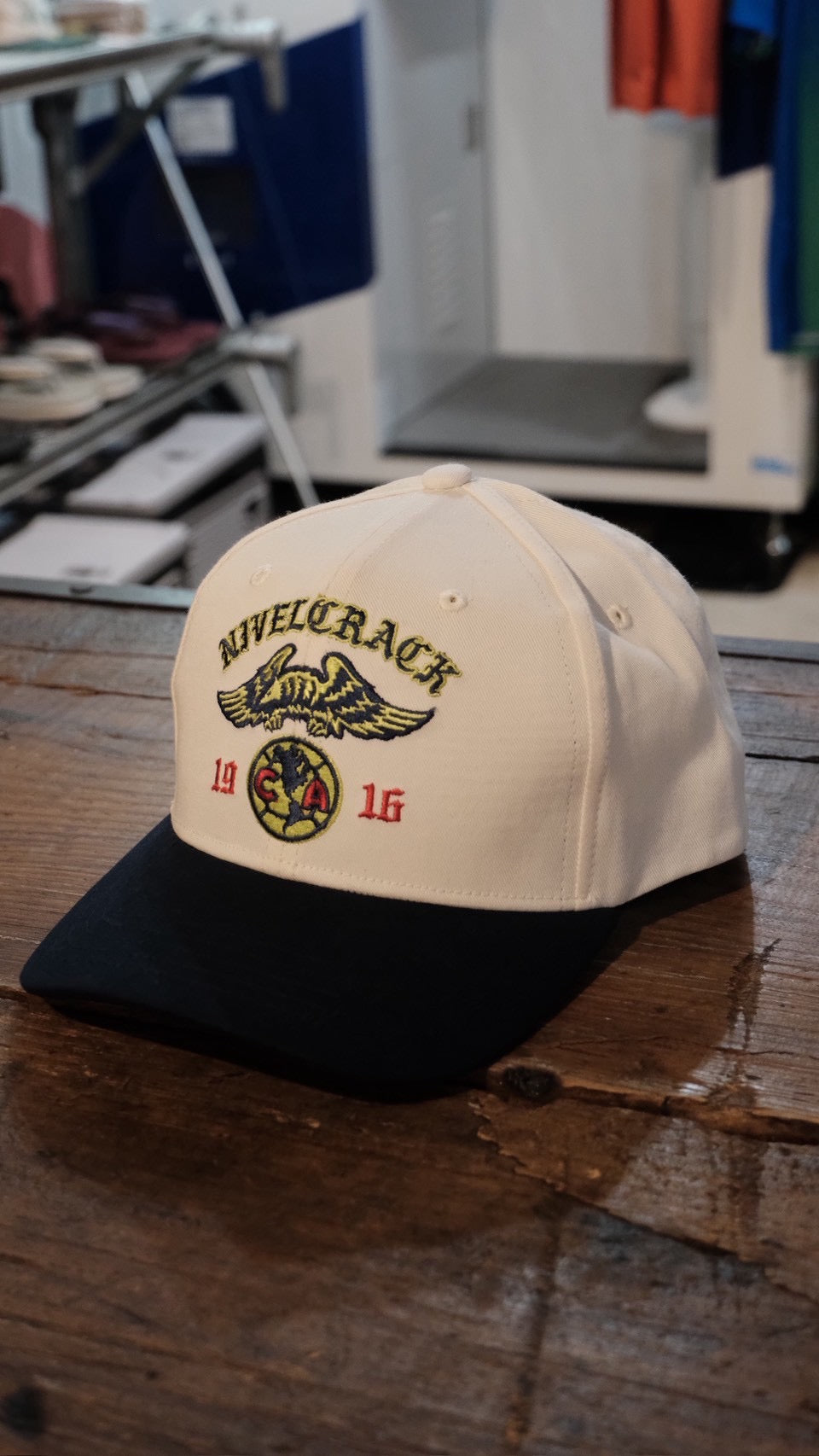 NIVELCRACK X CLUB AMÉRICA - CAP OFF WHITE